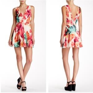 Alice+Olivia 2 Cayden Silk Fit&Flare Mini Dress Ruched Vneck Sleeveless Pink Red